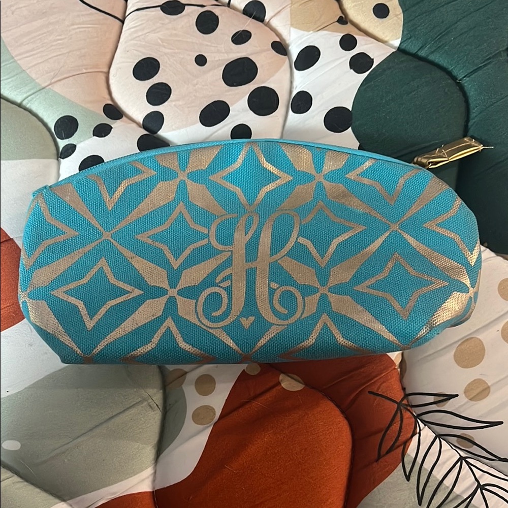 LAST CALL CLEANOUT Monogrammed “H” Turquoise & Gold Geometric Makeup Bag / Pouch